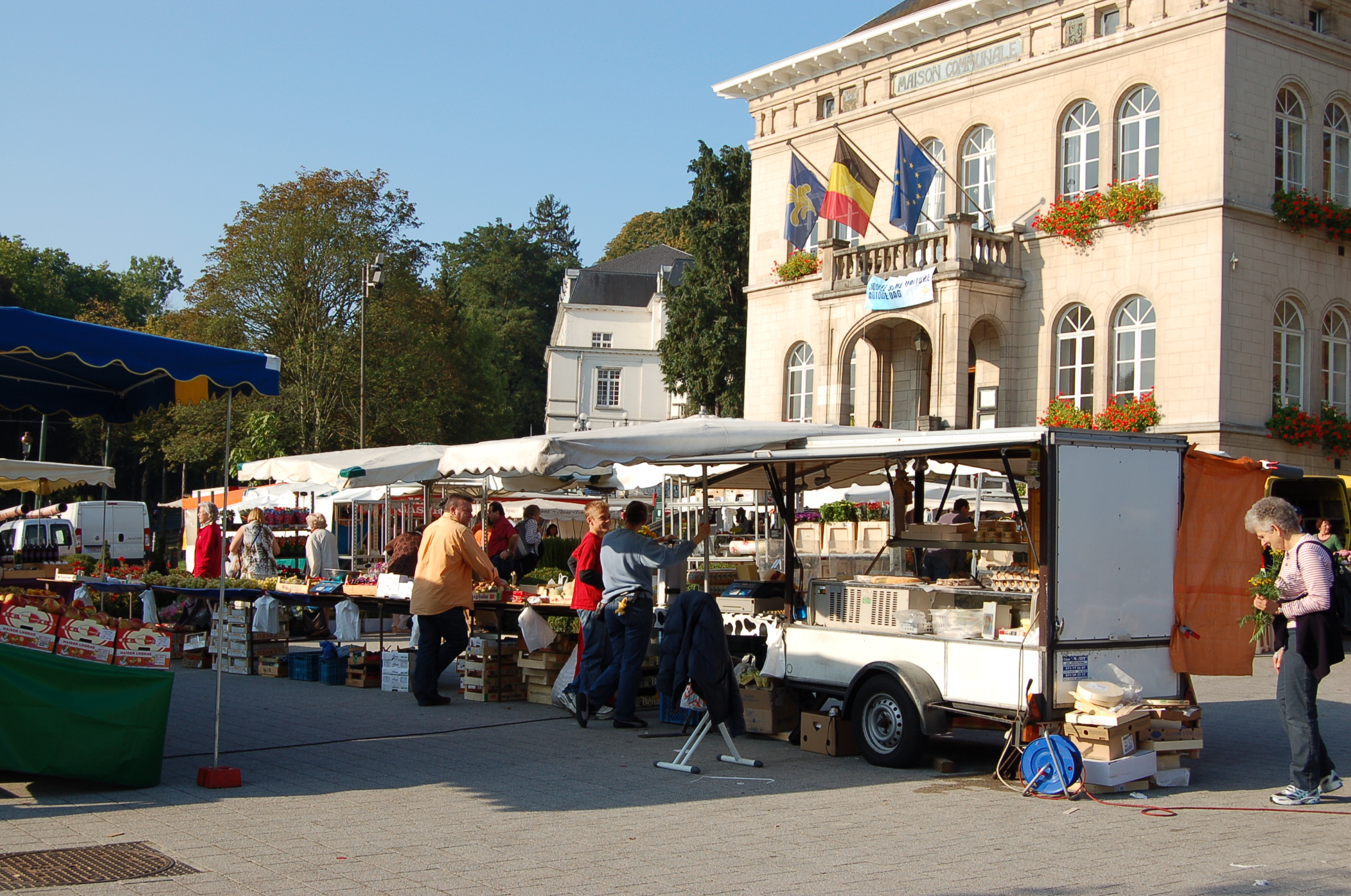 maisoncommunale+marche.JPG